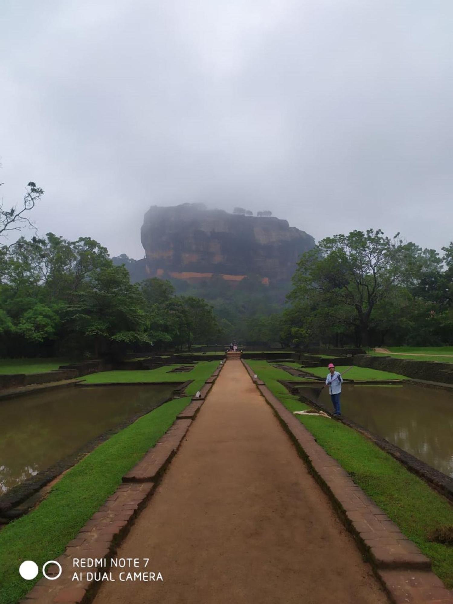 Winstar Homestay Sigiriya Eksteriør billede